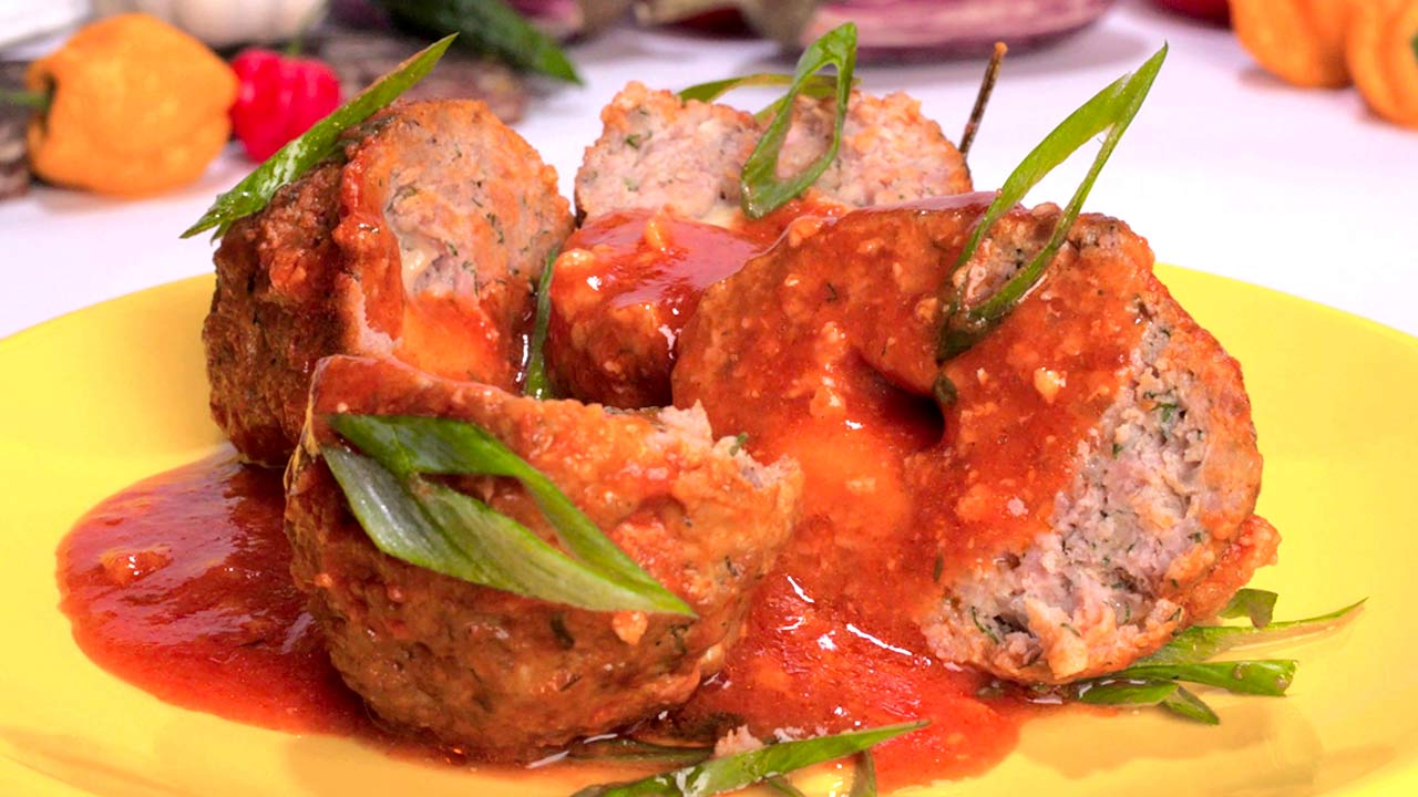 Mozzarella Meatballs in Tomato sauce